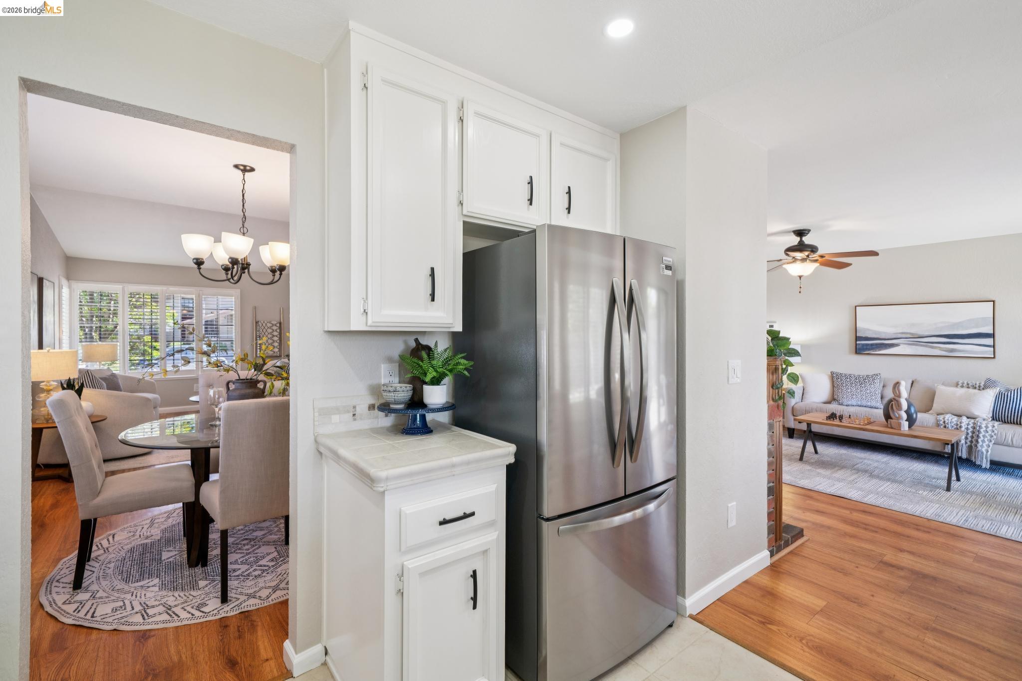 211 Meadowlark Way