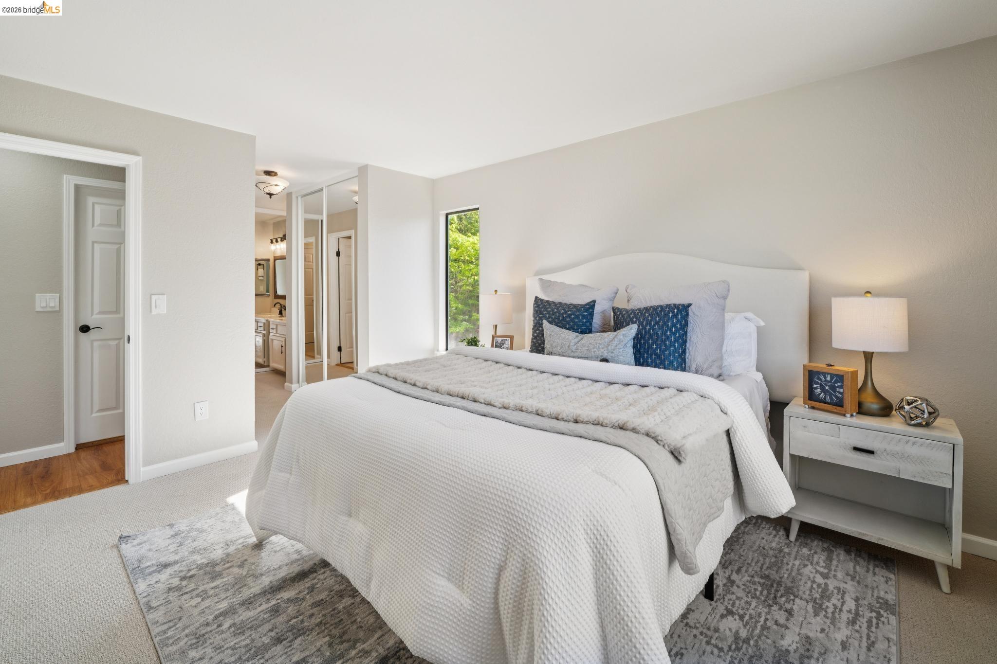 211 Meadowlark Way