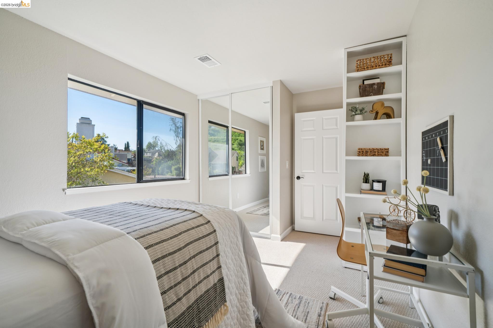 211 Meadowlark Way
