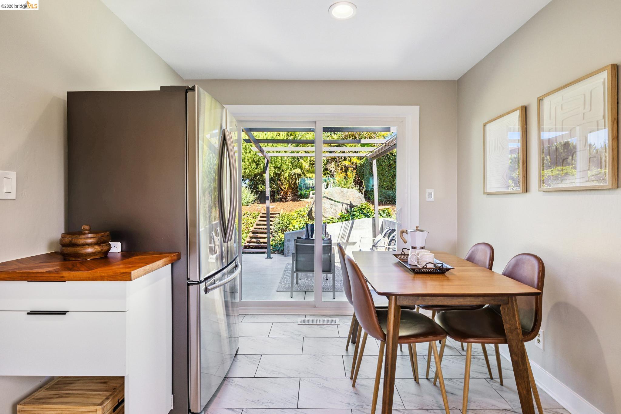 6025 Jordan Ave