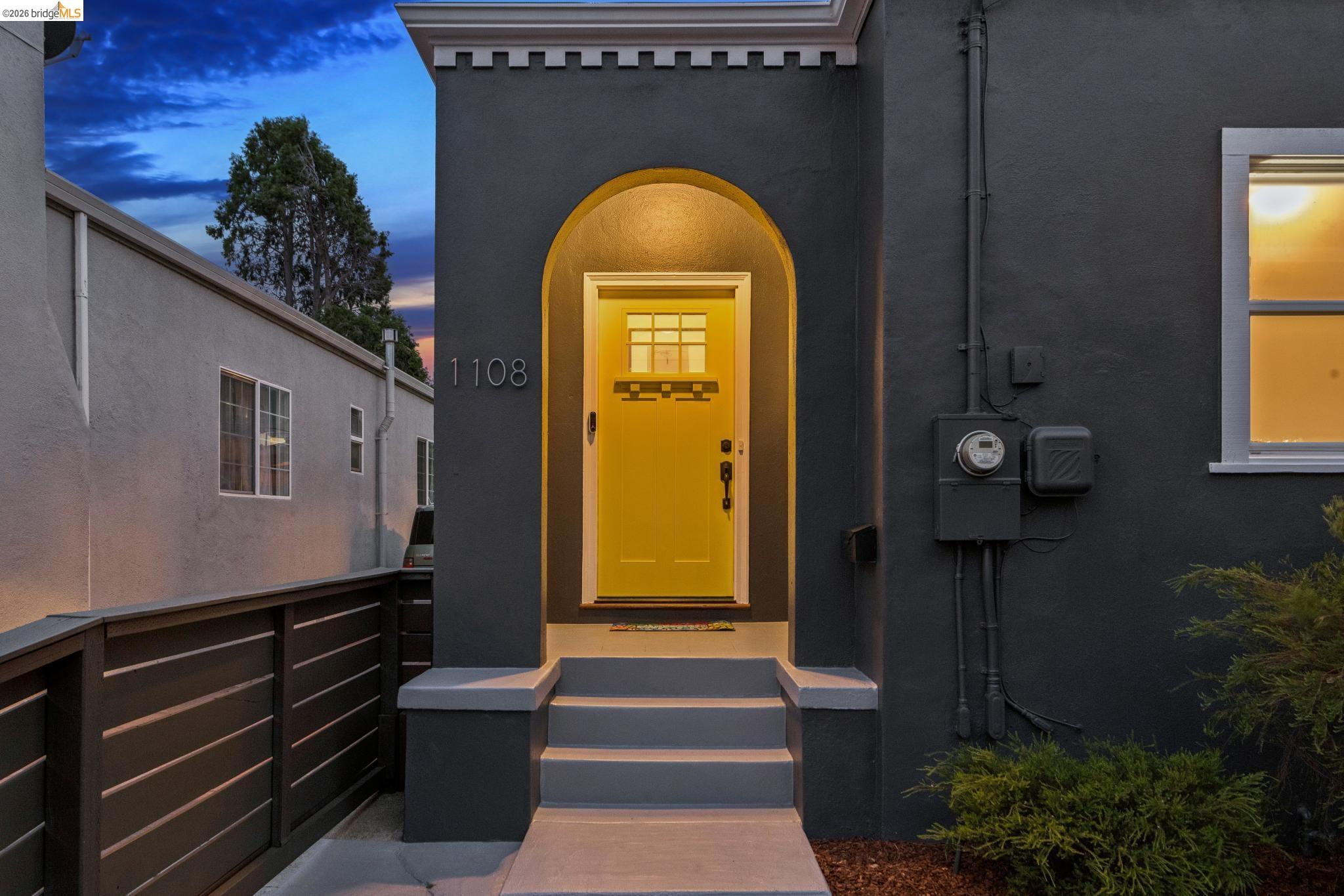 1108 Dwight Way