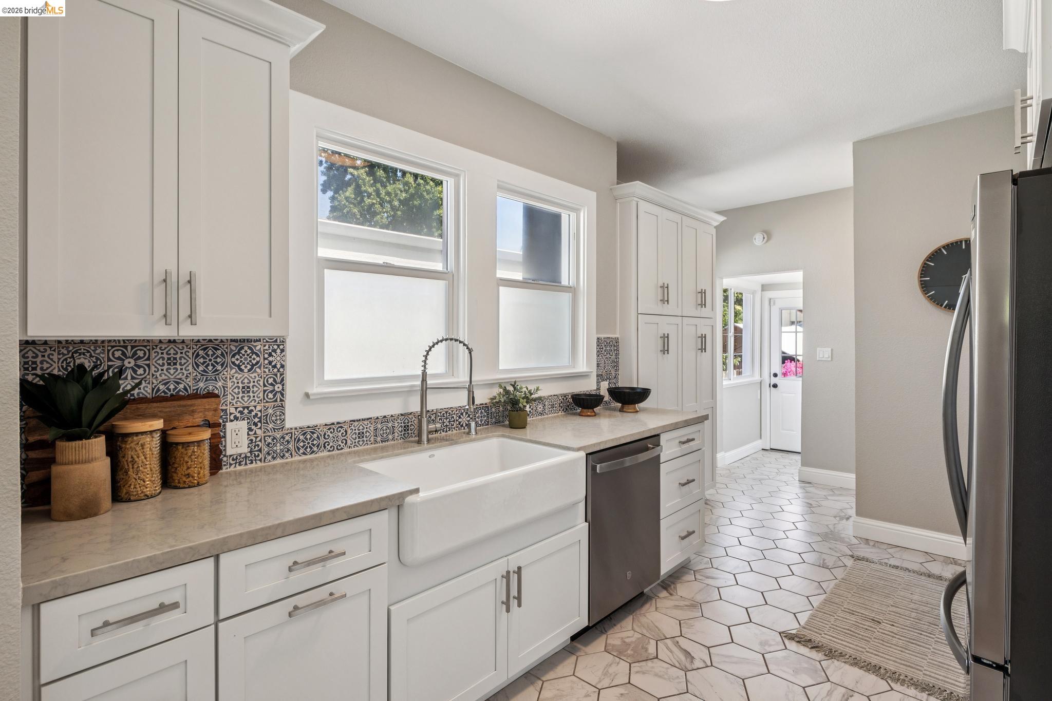 1108 Dwight Way