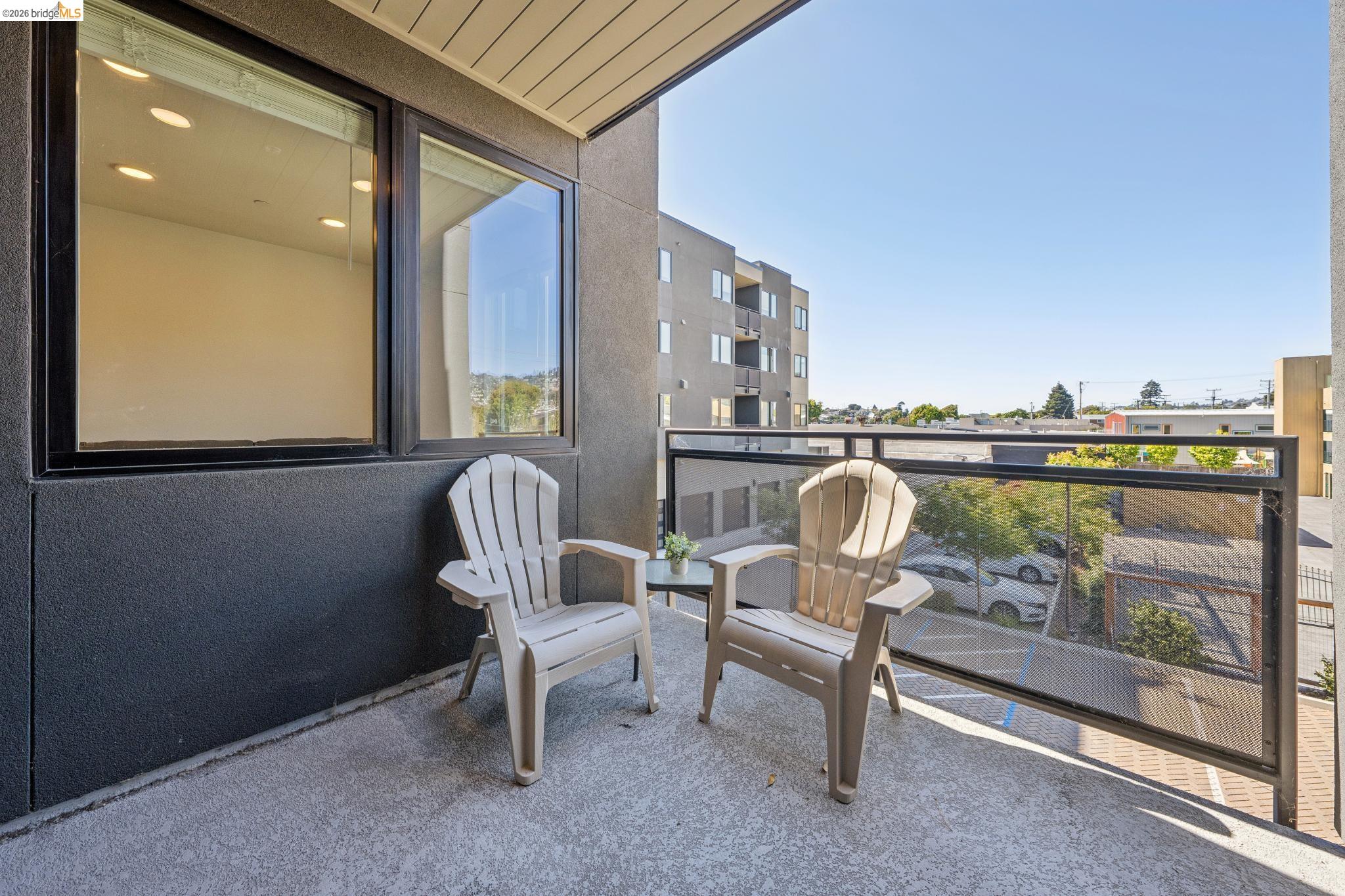 10300 San Pablo Ave # 203