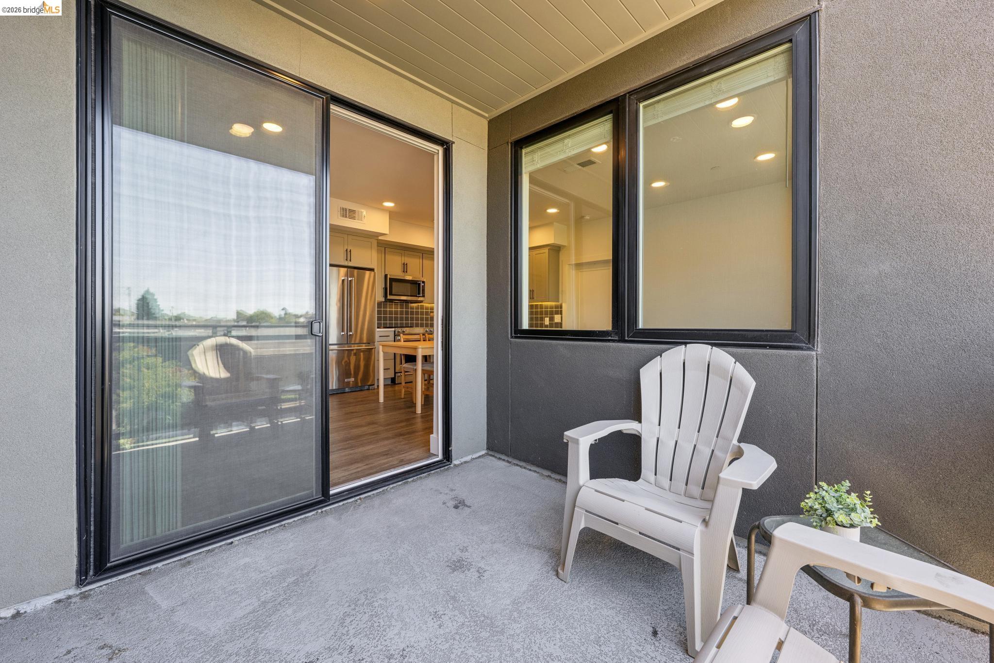 10300 San Pablo Ave # 203
