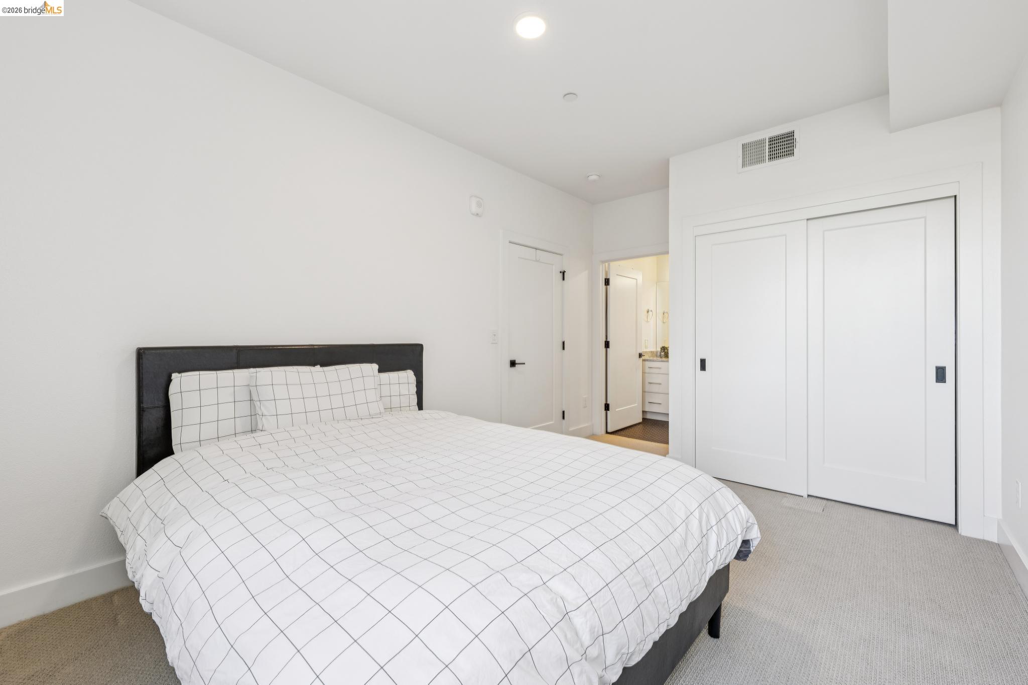 10300 San Pablo Ave # 203