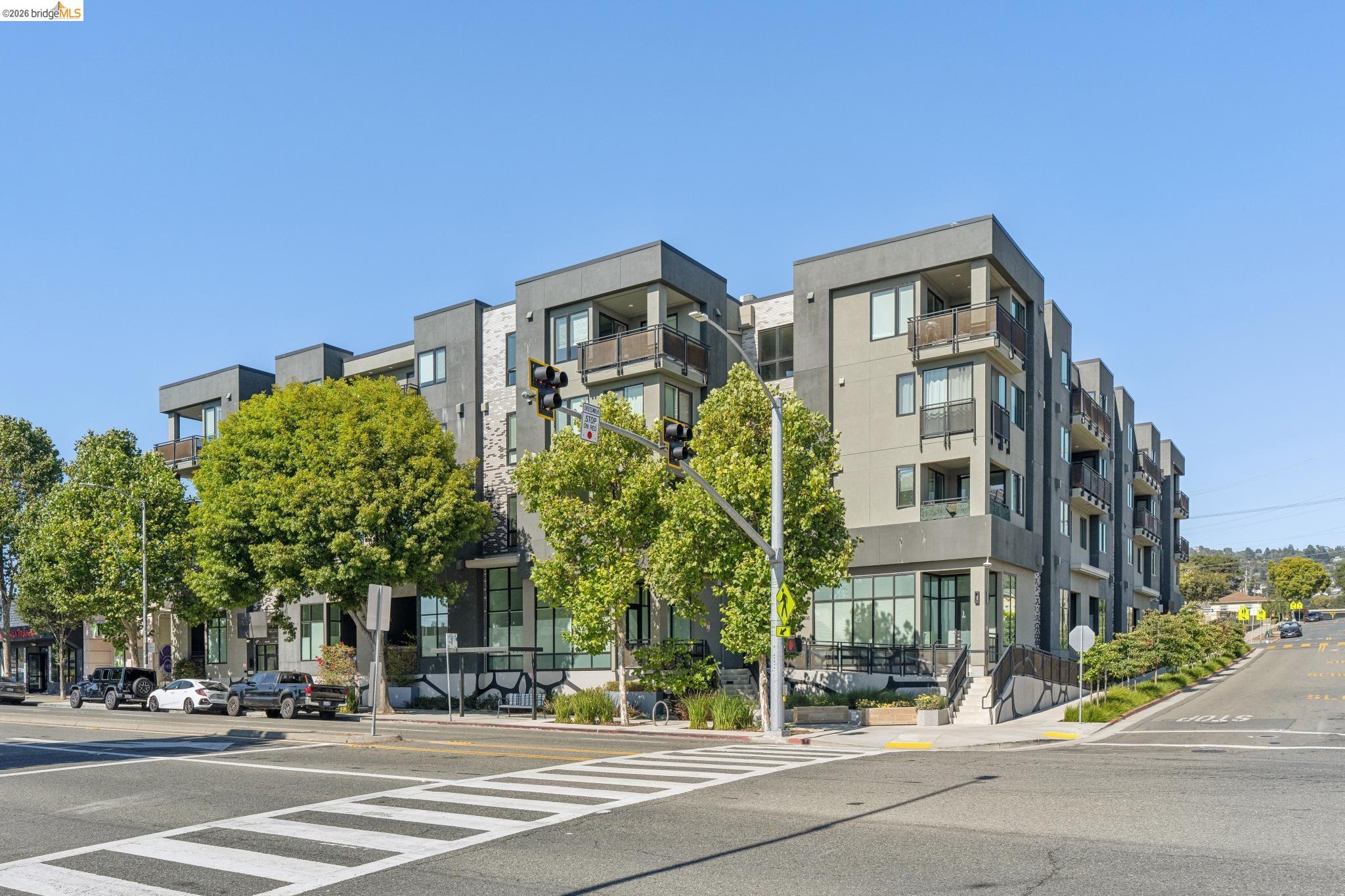 10300 San Pablo Ave # 203