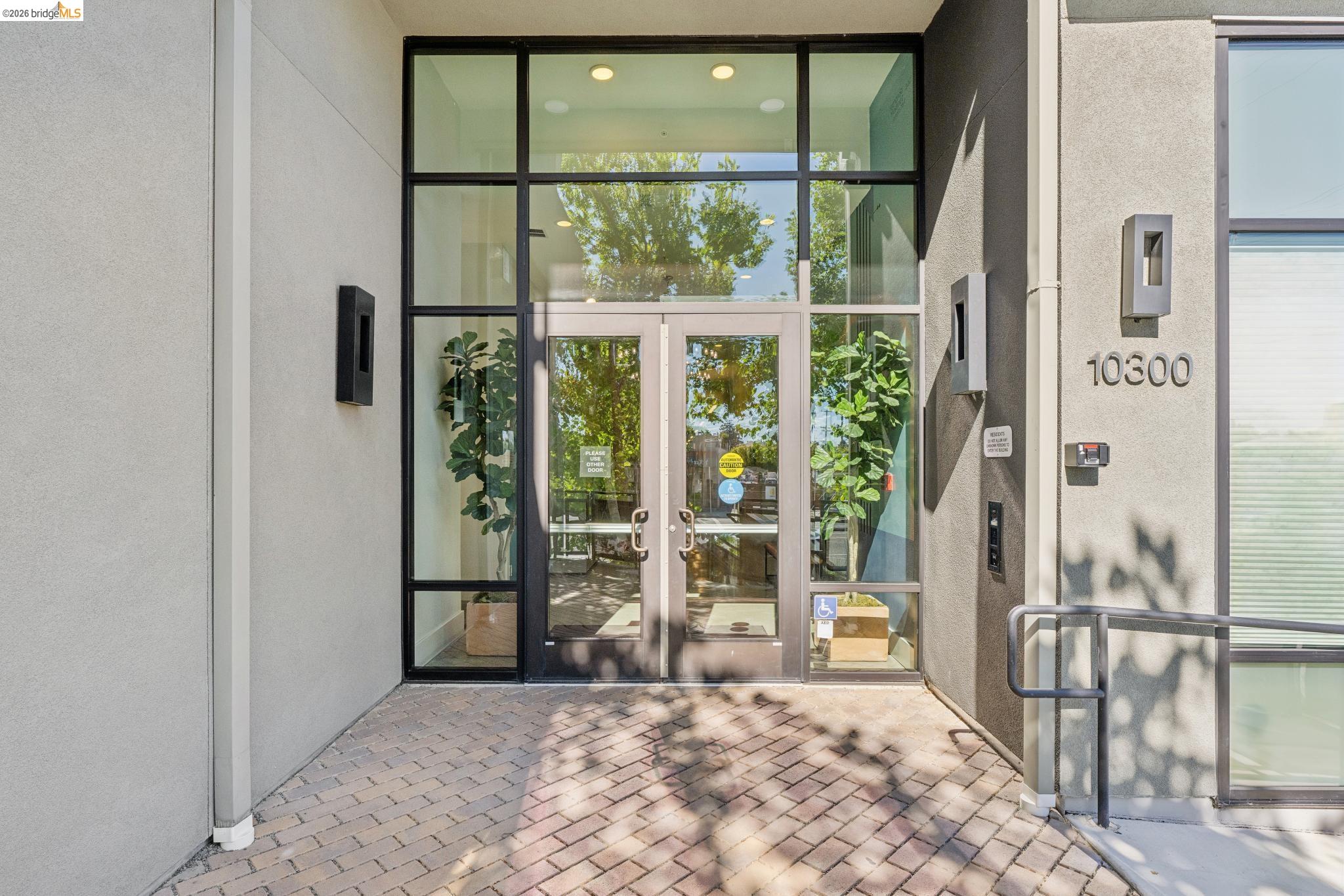 10300 San Pablo Ave # 203