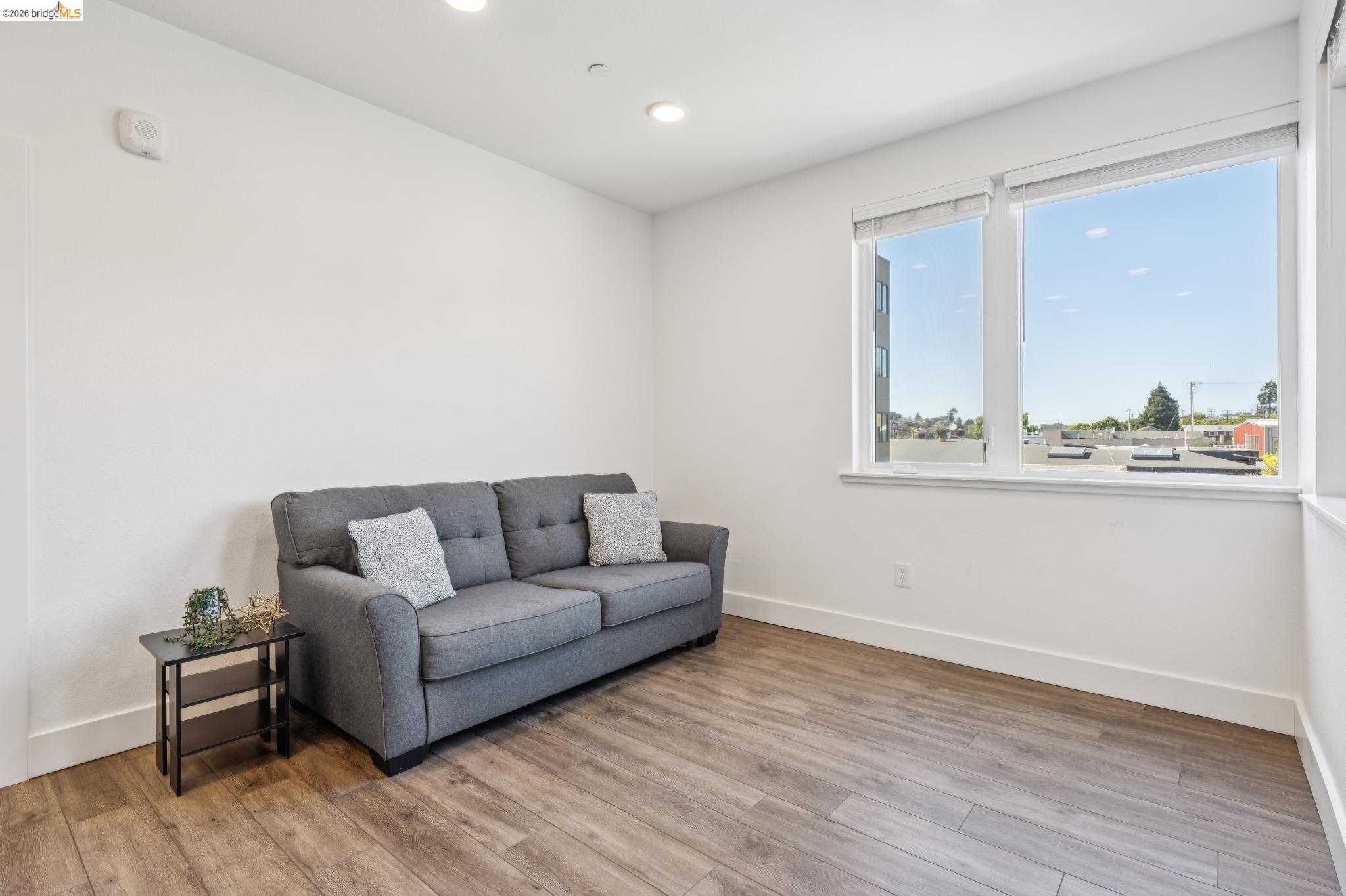 10300 San Pablo Ave # 203