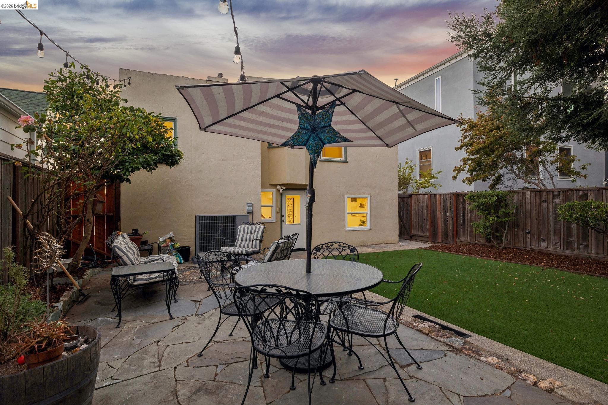 3530 Victor Ave