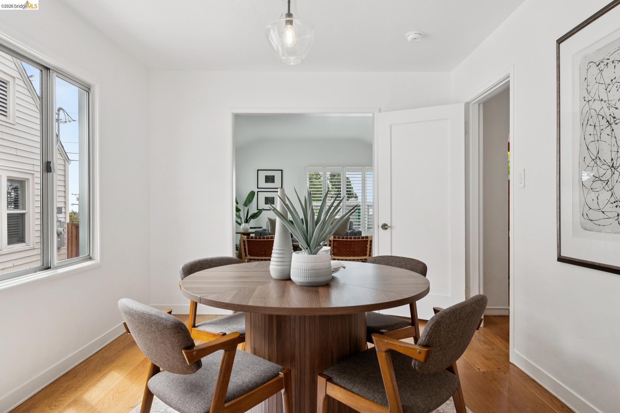 3530 Victor Ave