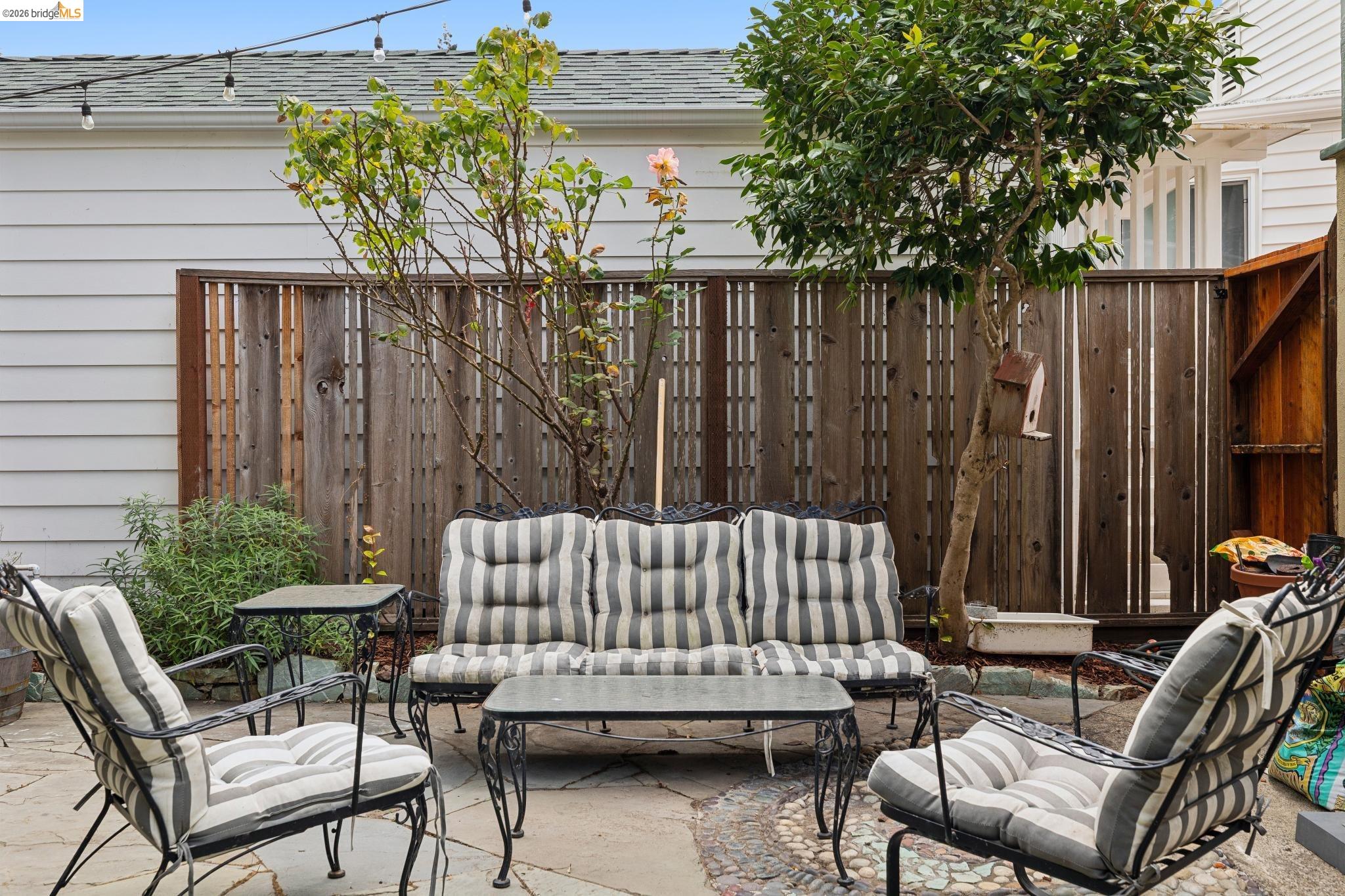 3530 Victor Ave