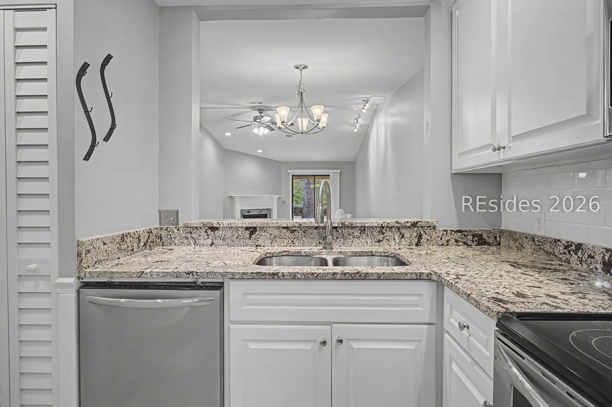 96 Mathews Drive Unit: 157