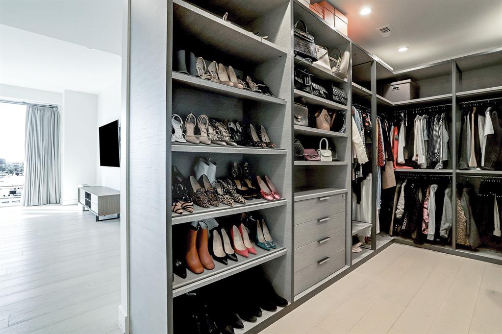 2047 Westcreek Lane Unit: 1105