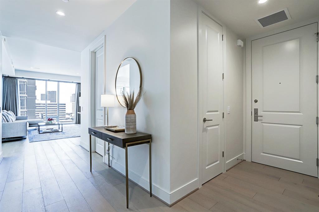 2047 Westcreek Lane Unit: 1105