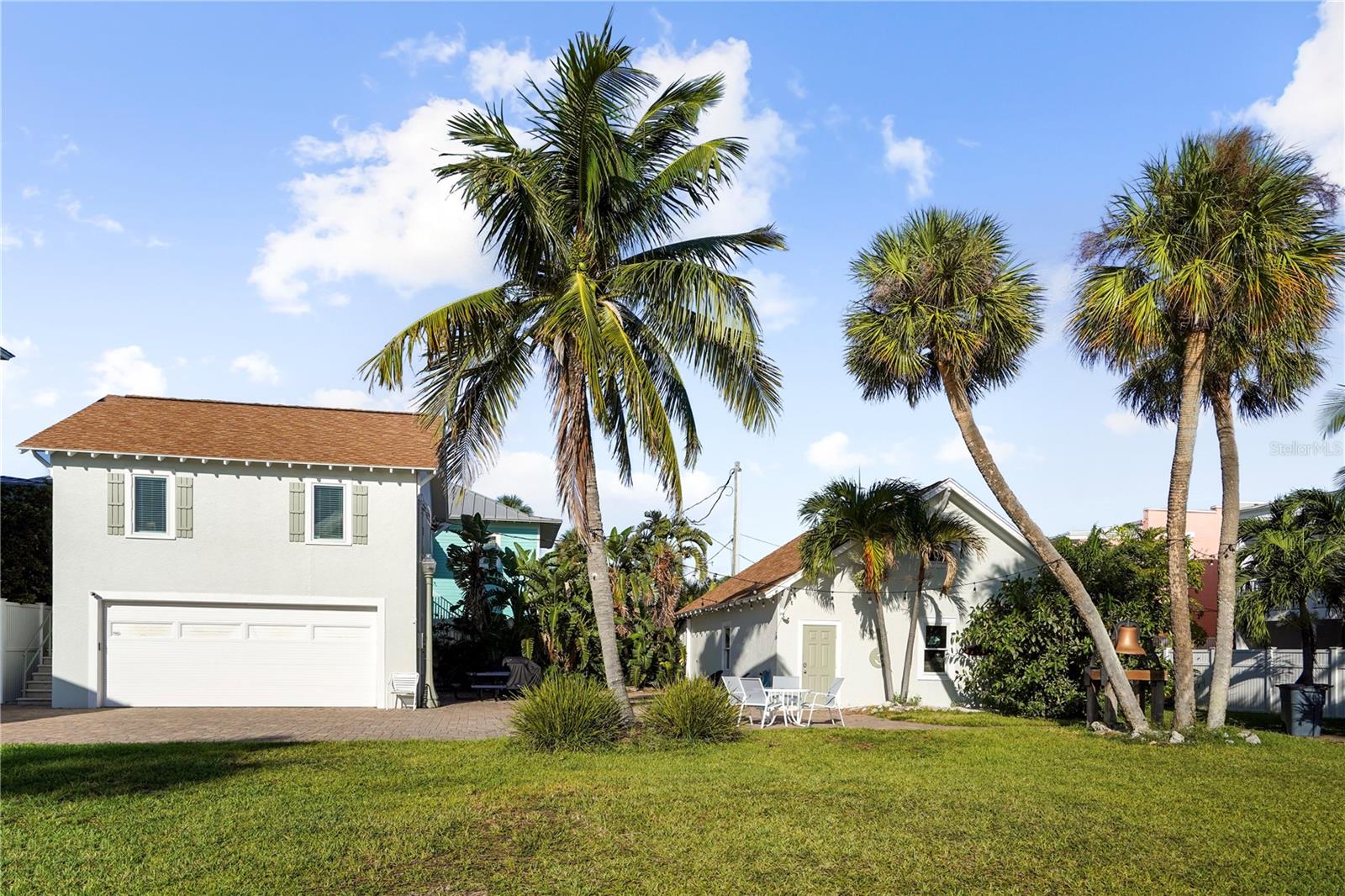 702 PASS A GRILLE WAY