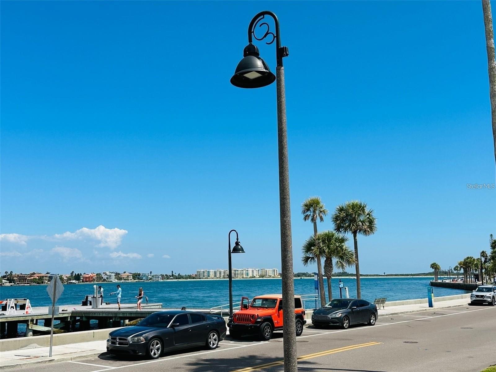 702 PASS A GRILLE WAY