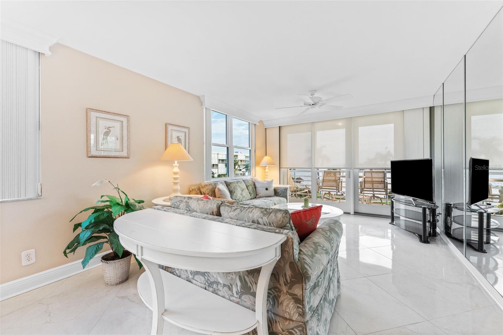 6001 BAHIA DEL MAR CIR #325