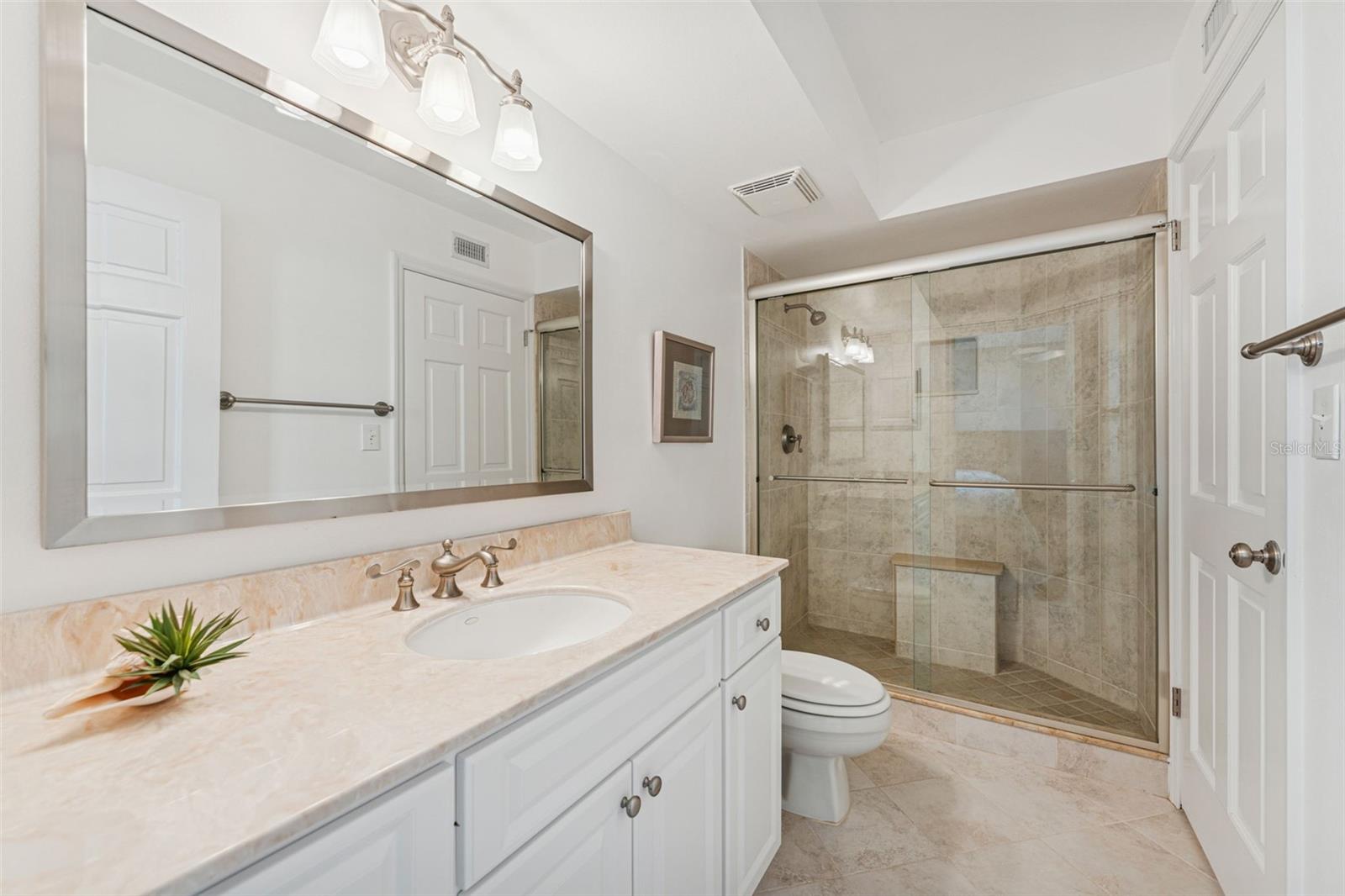 6001 BAHIA DEL MAR CIR #325