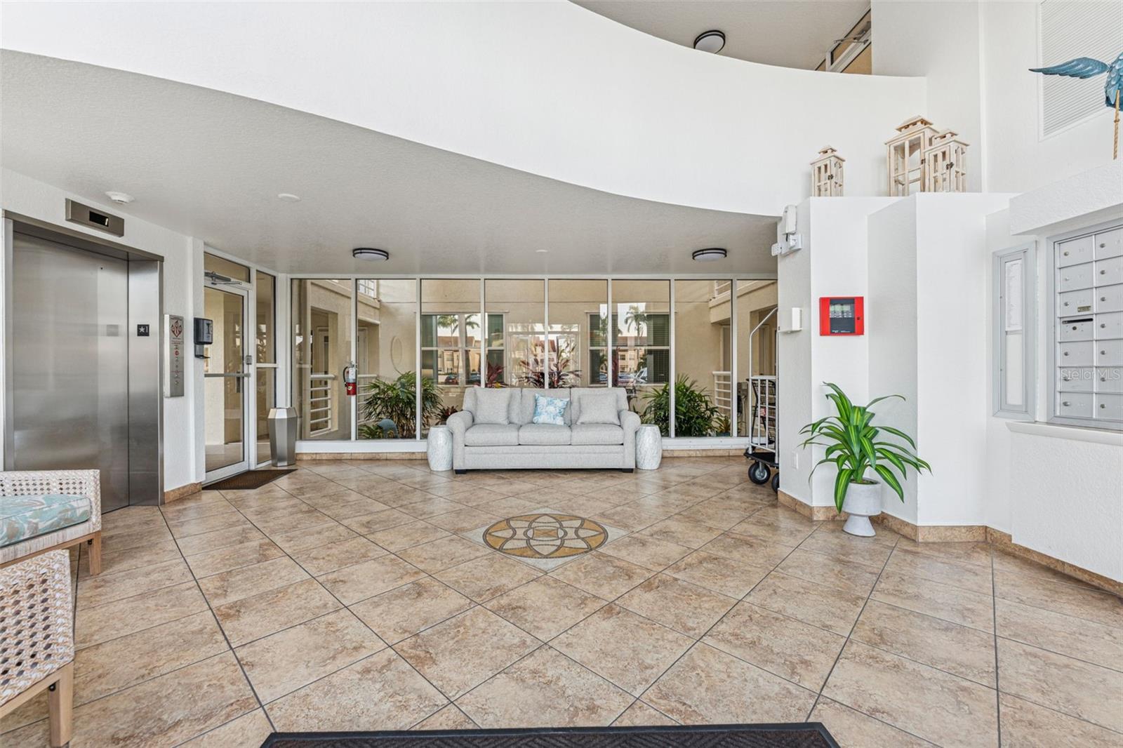 6001 BAHIA DEL MAR CIR #325