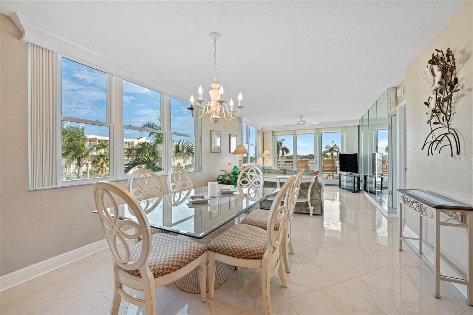 6001 BAHIA DEL MAR CIR #325