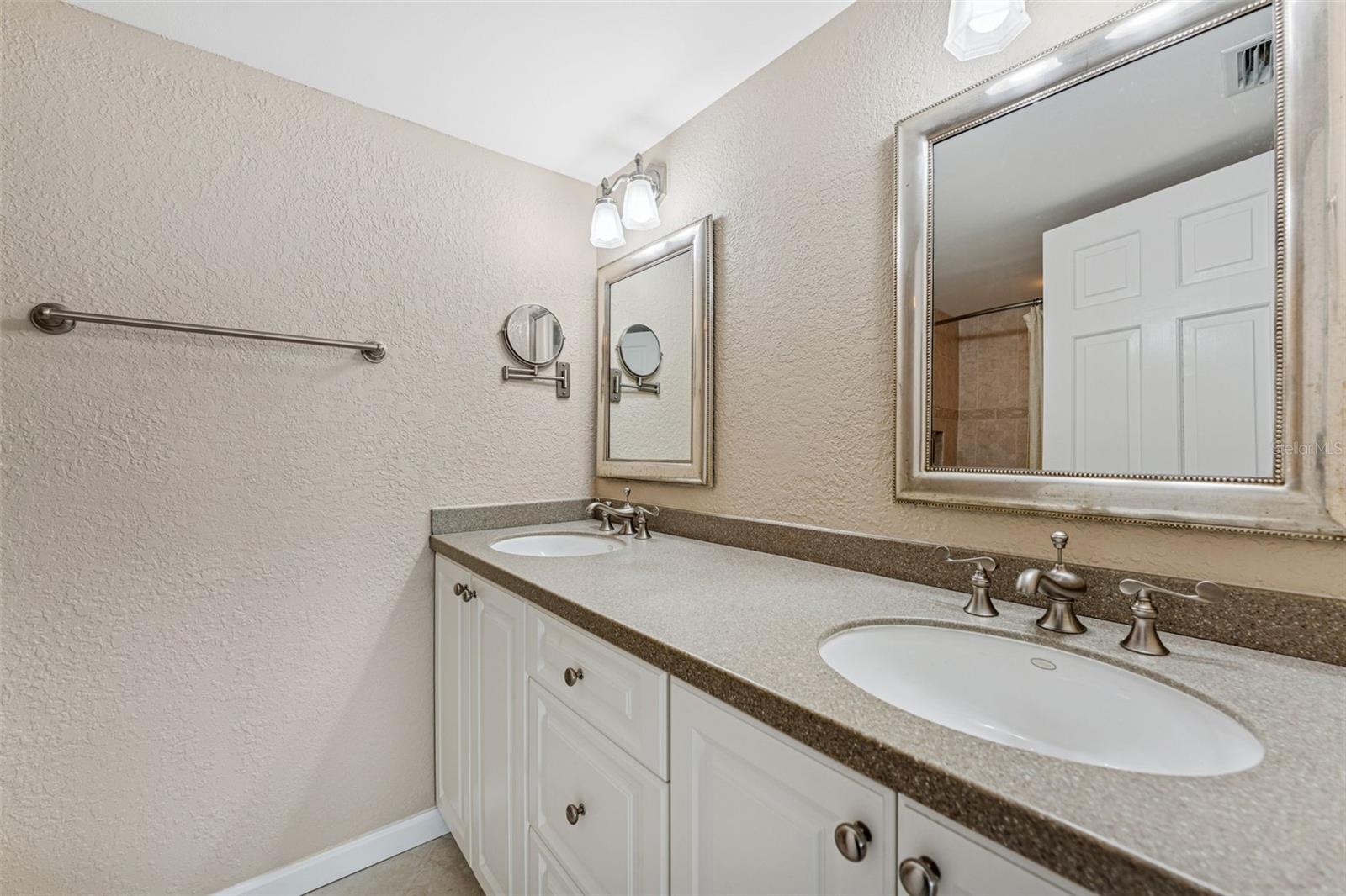 6001 BAHIA DEL MAR CIR #325