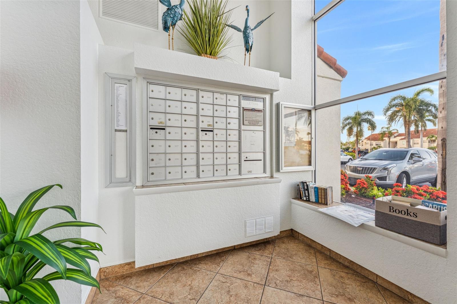 6001 BAHIA DEL MAR CIR #325