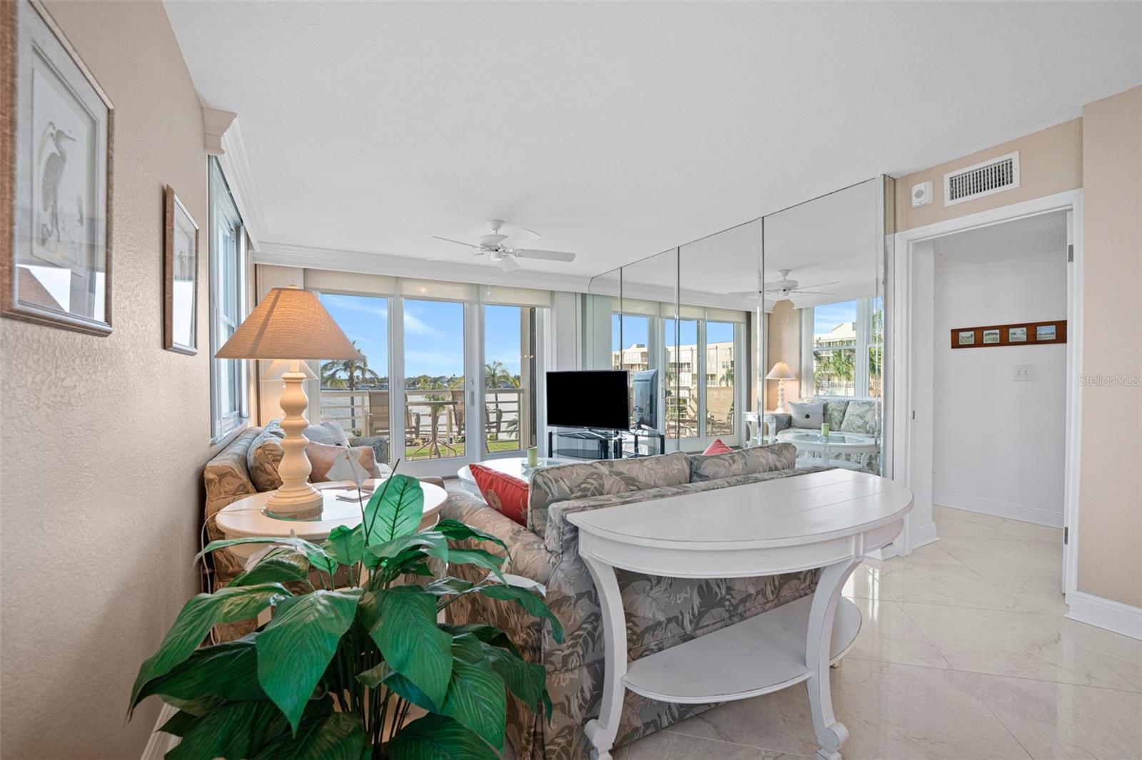 6001 BAHIA DEL MAR CIR #325