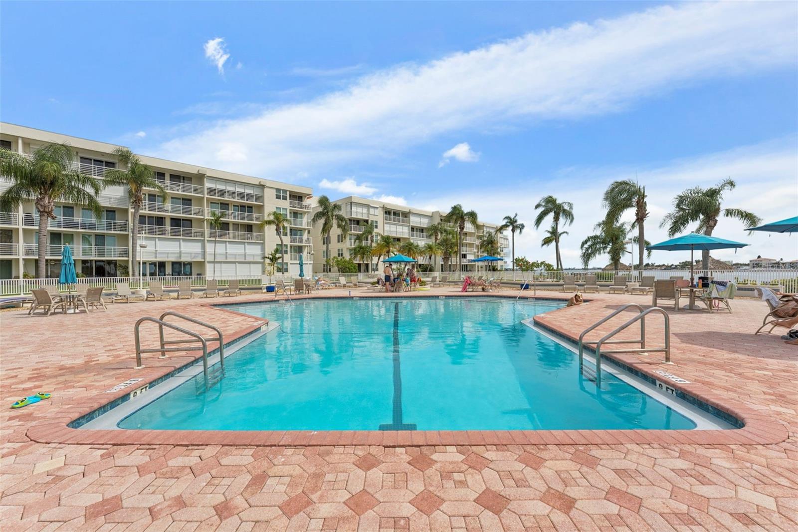 6001 BAHIA DEL MAR CIR #325