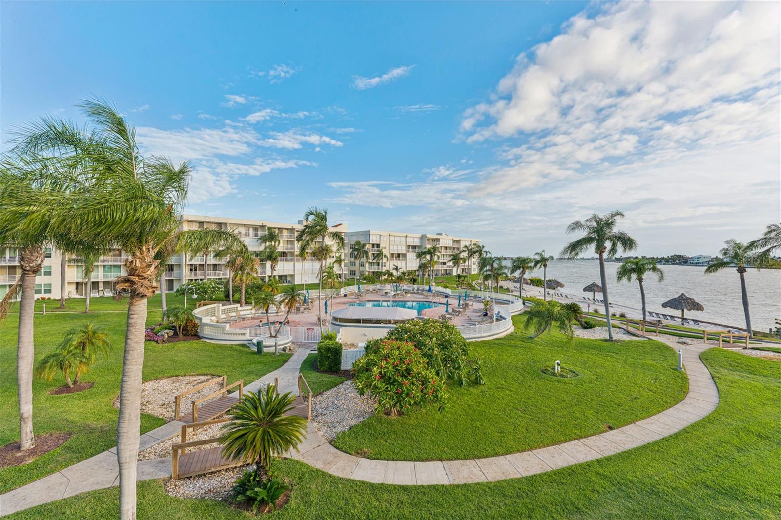 6001 BAHIA DEL MAR CIR #325
