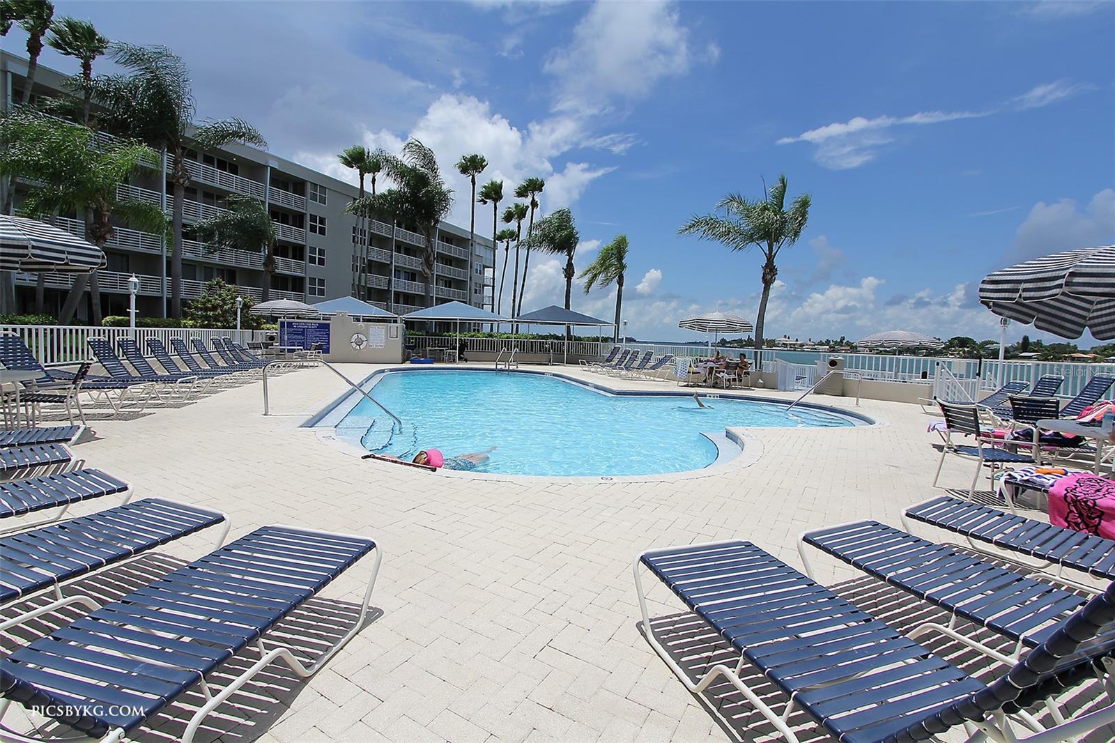 5901 BAHIA DEL MAR CIR #119