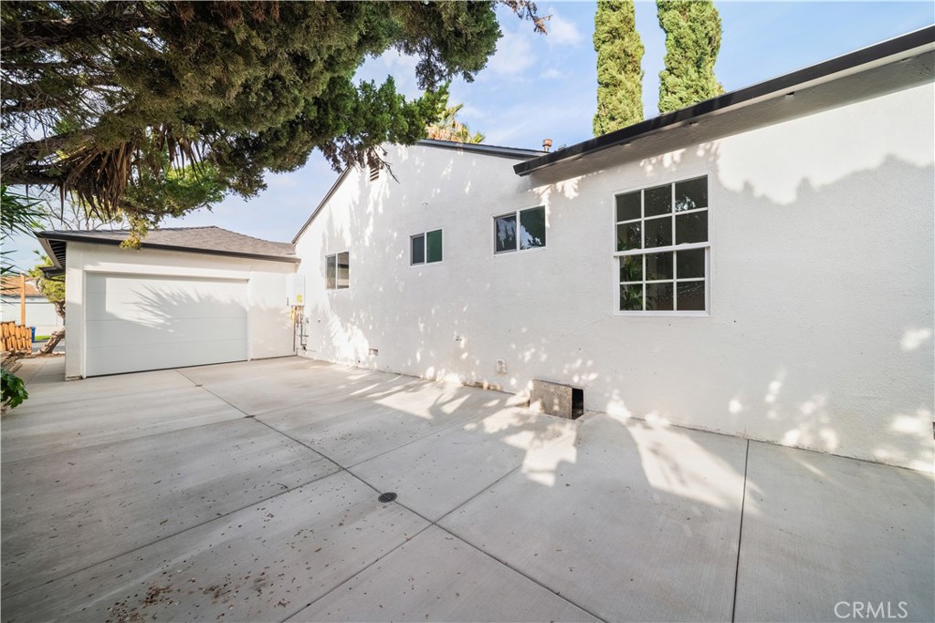 19918 Kittridge St