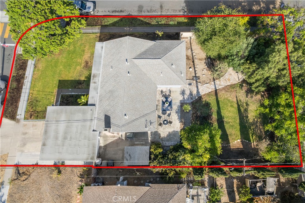 3357 W Olinda