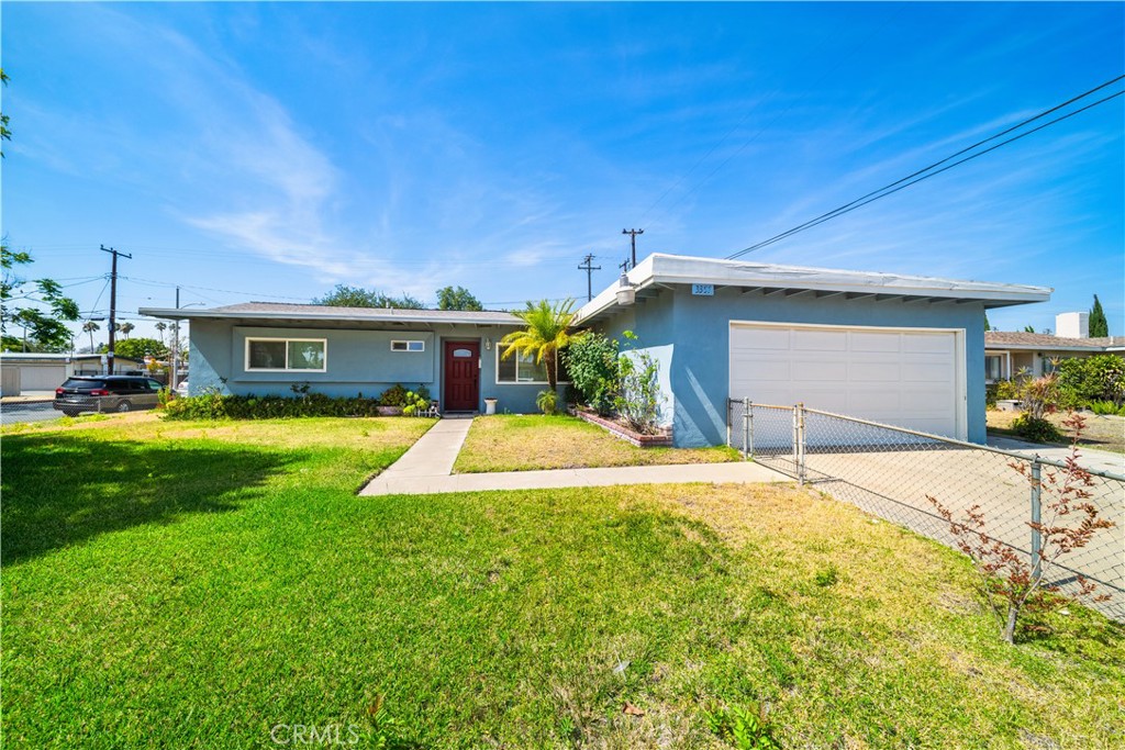3357 W Olinda