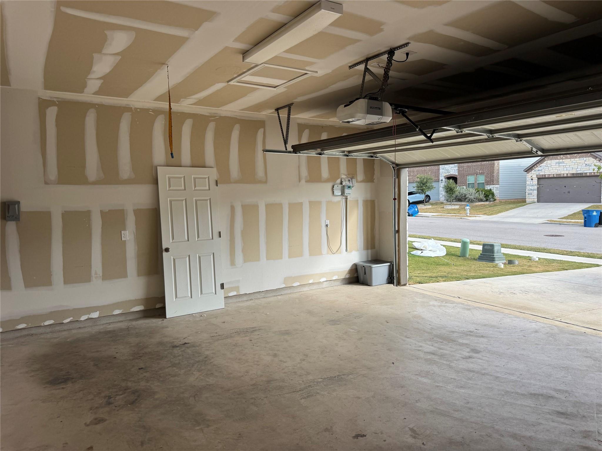 333 Capstone RD