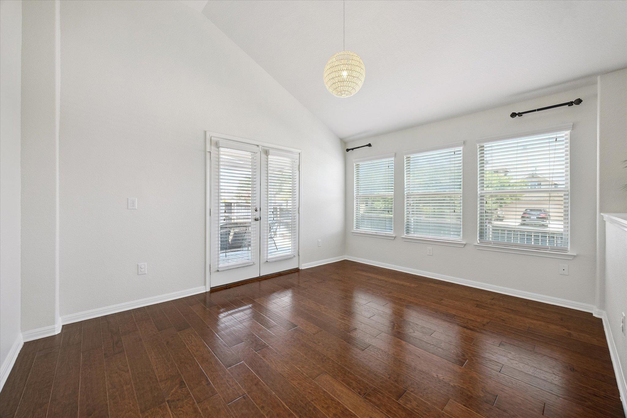 261 Santa Maria ST