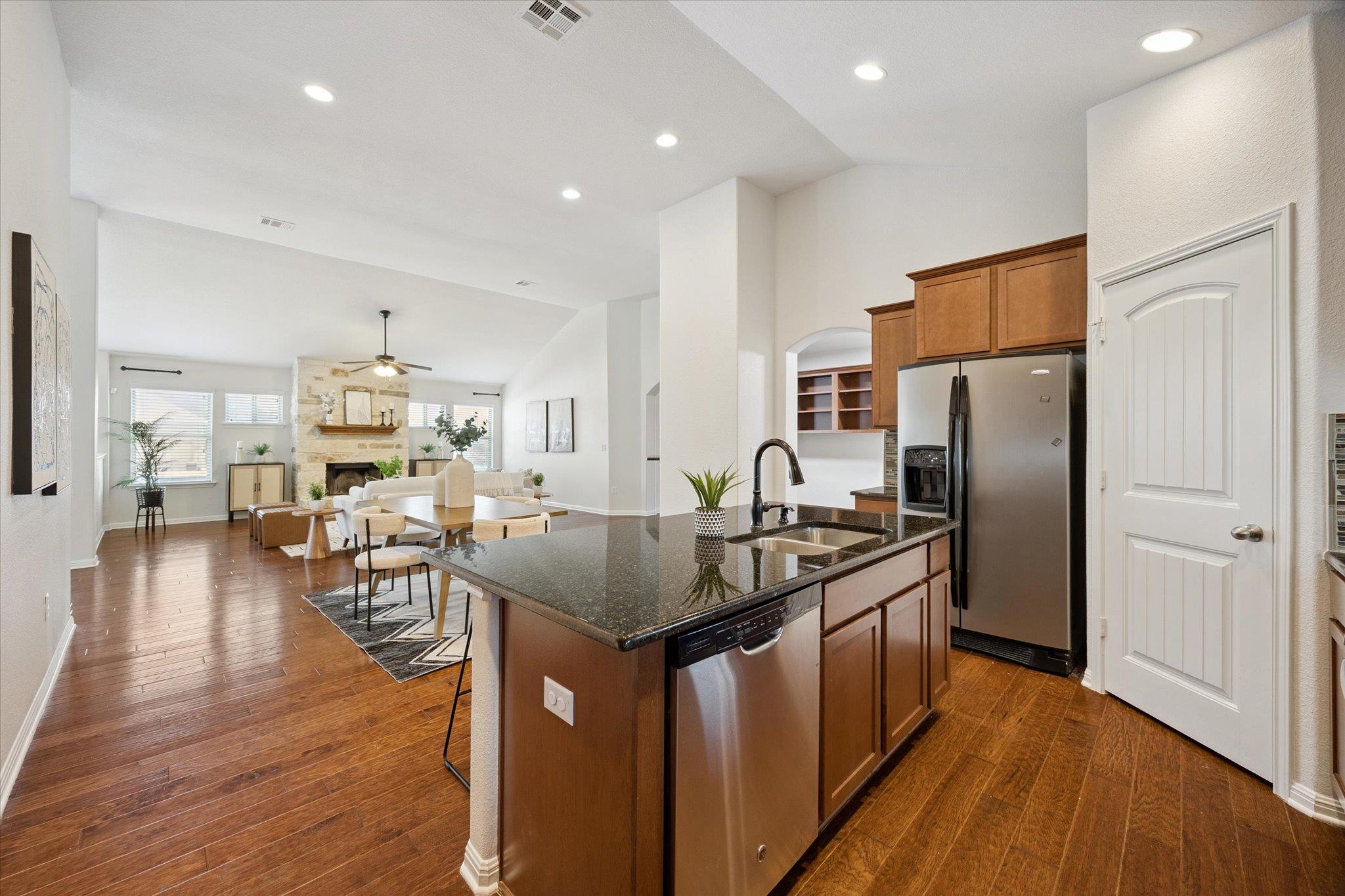 261 Santa Maria ST