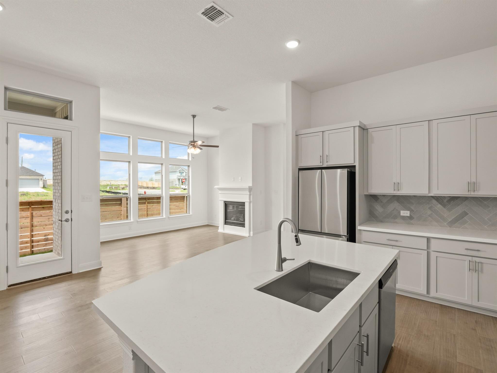 100 Royal Fern RD