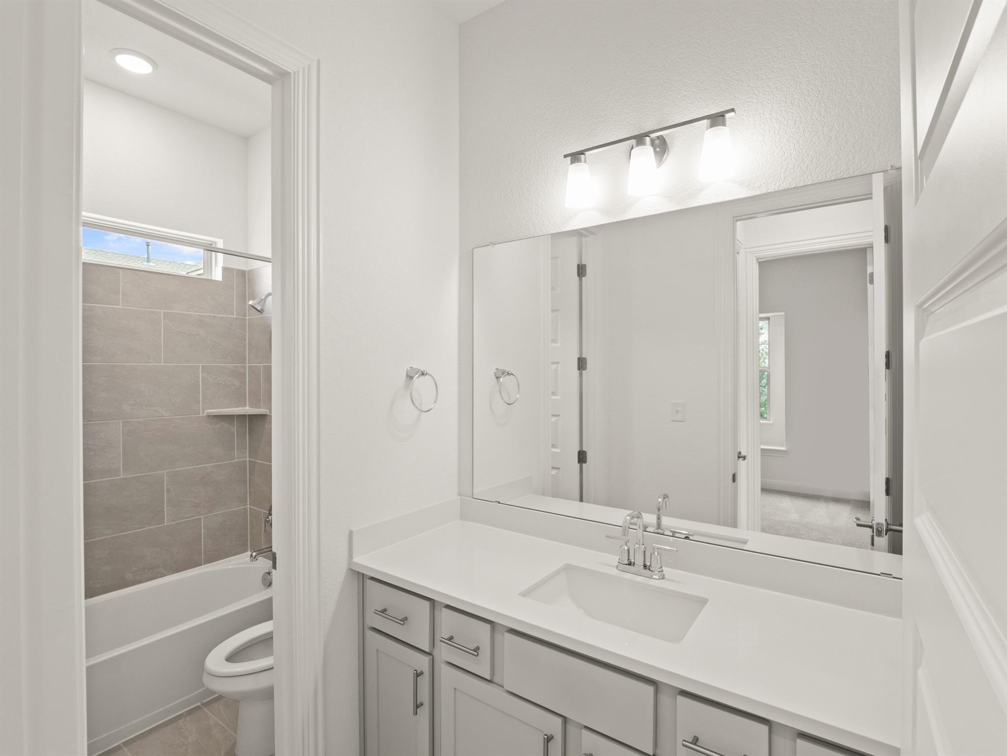 100 Royal Fern RD