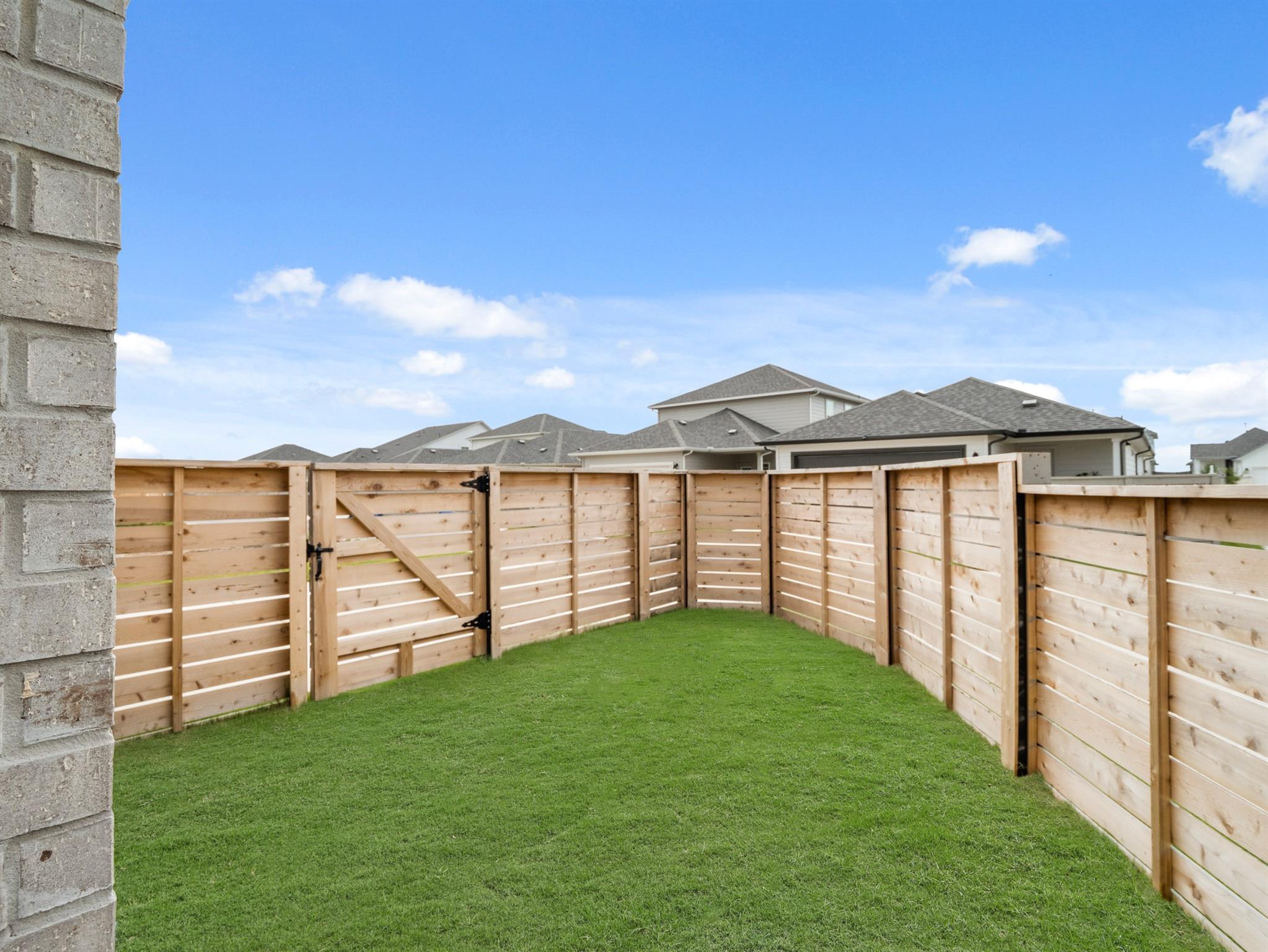 100 Royal Fern RD