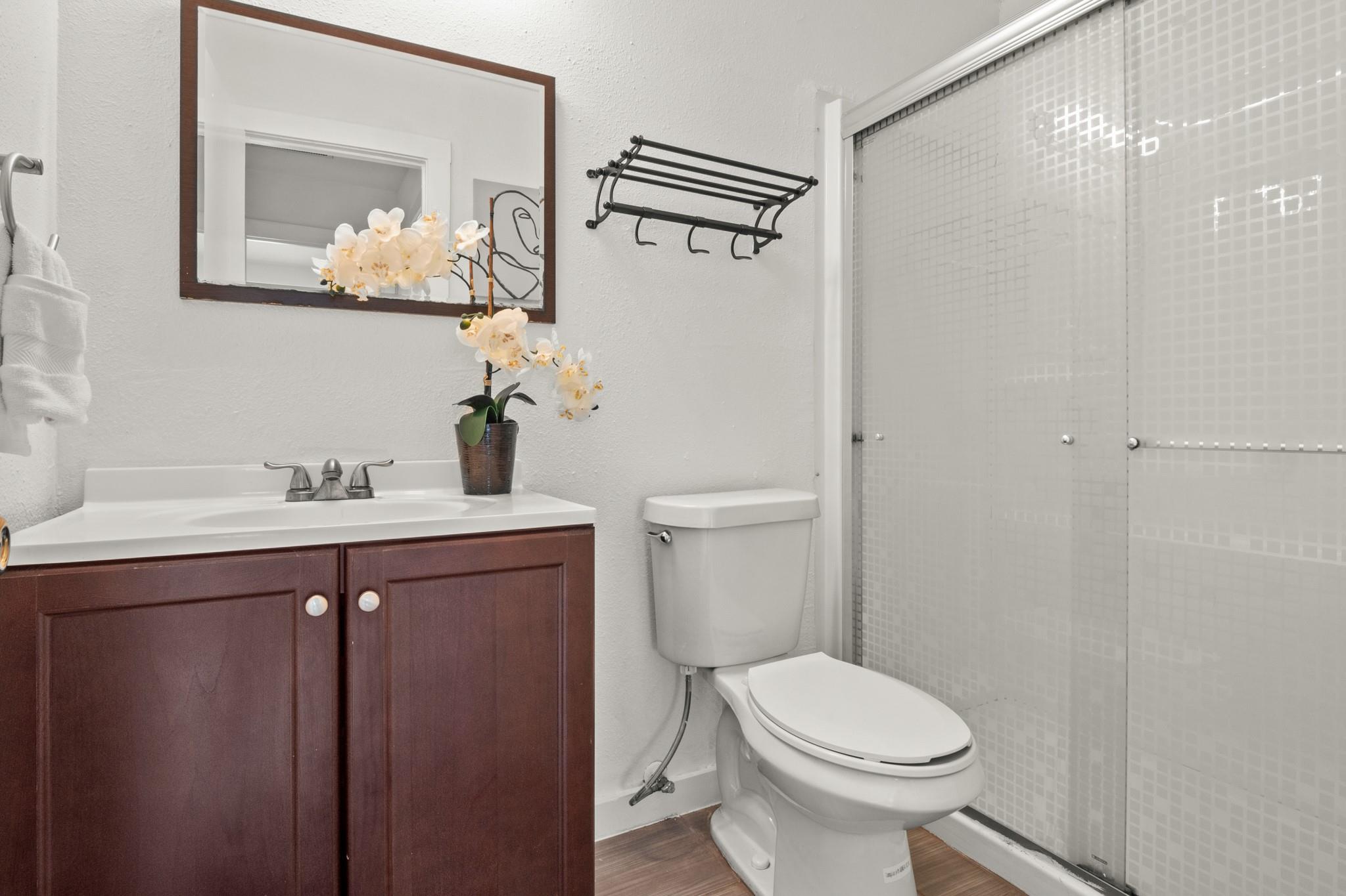 5616 Emerald Forest DR # 101