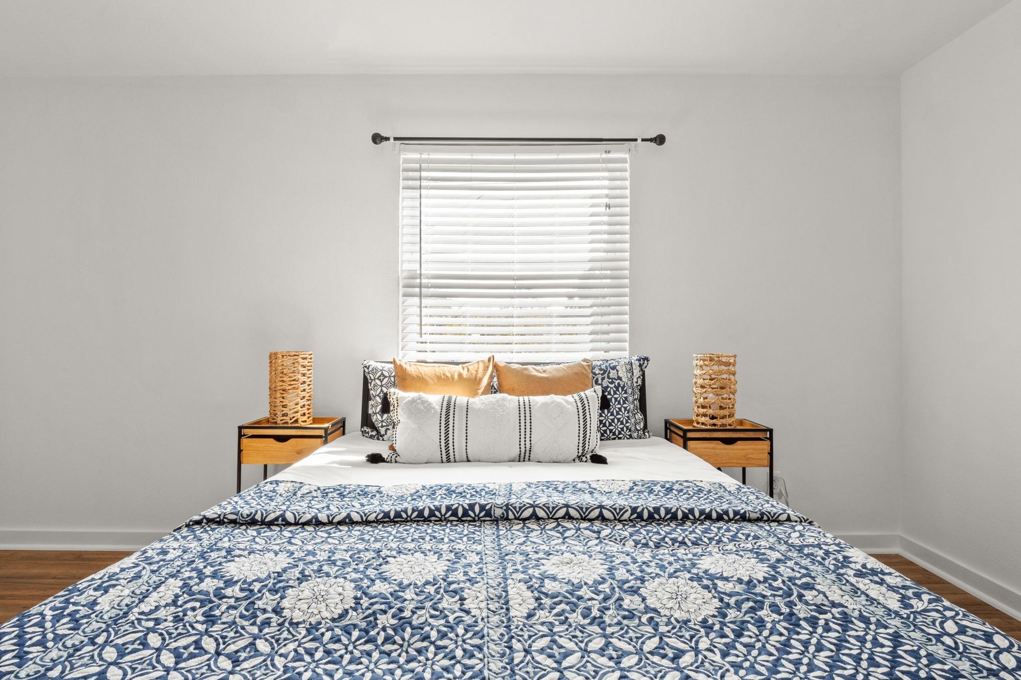 5616 Emerald Forest DR # 101