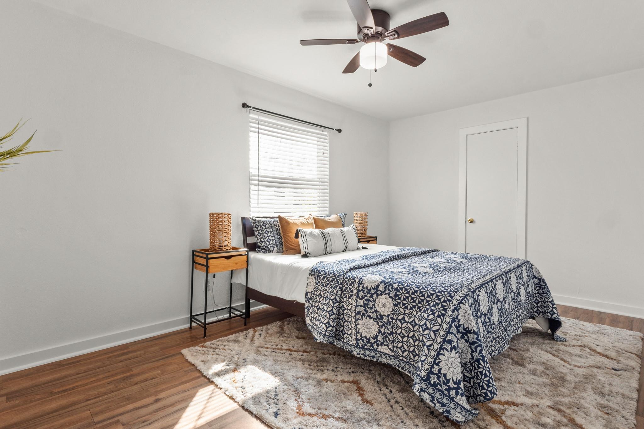 5616 Emerald Forest DR # 101