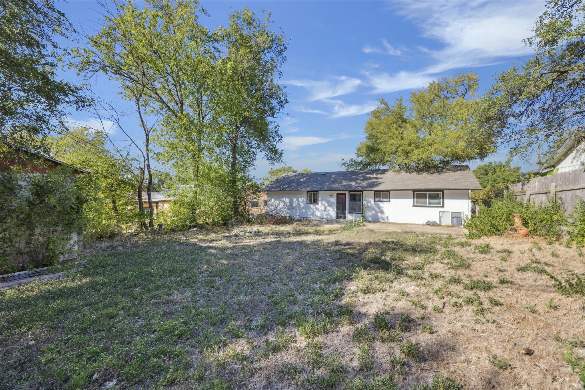3401 Thomas Kincheon ST