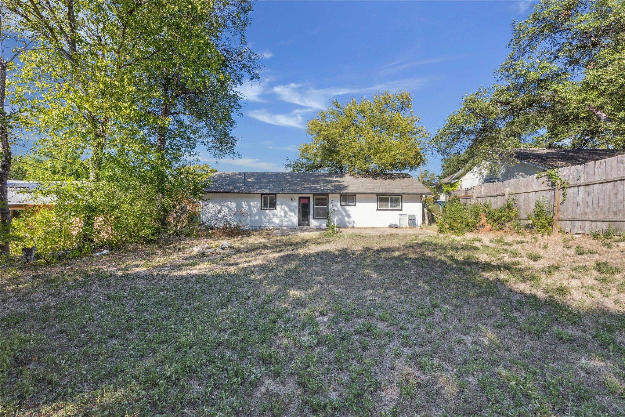 3401 Thomas Kincheon ST