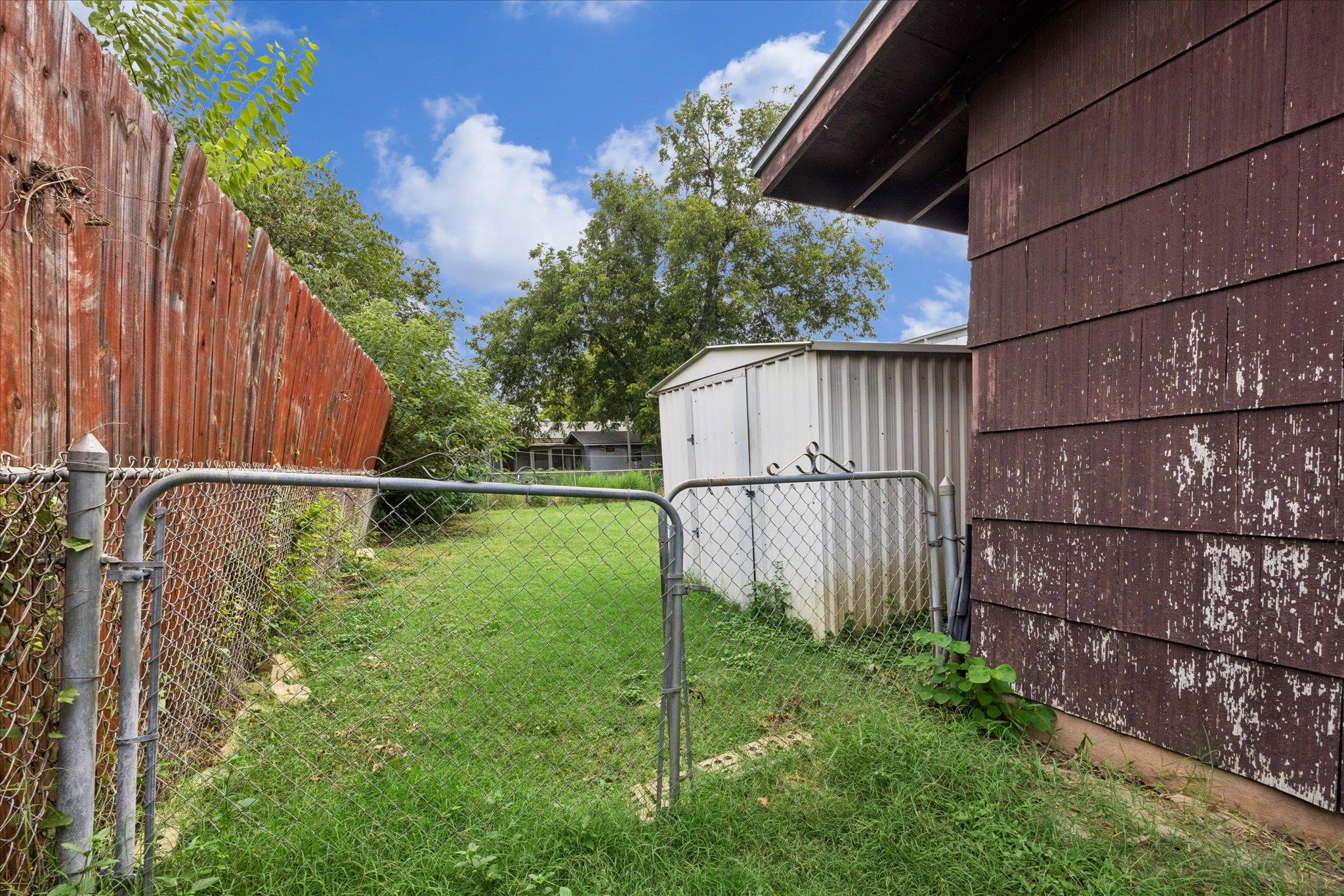 2024 W Ben White BLVD