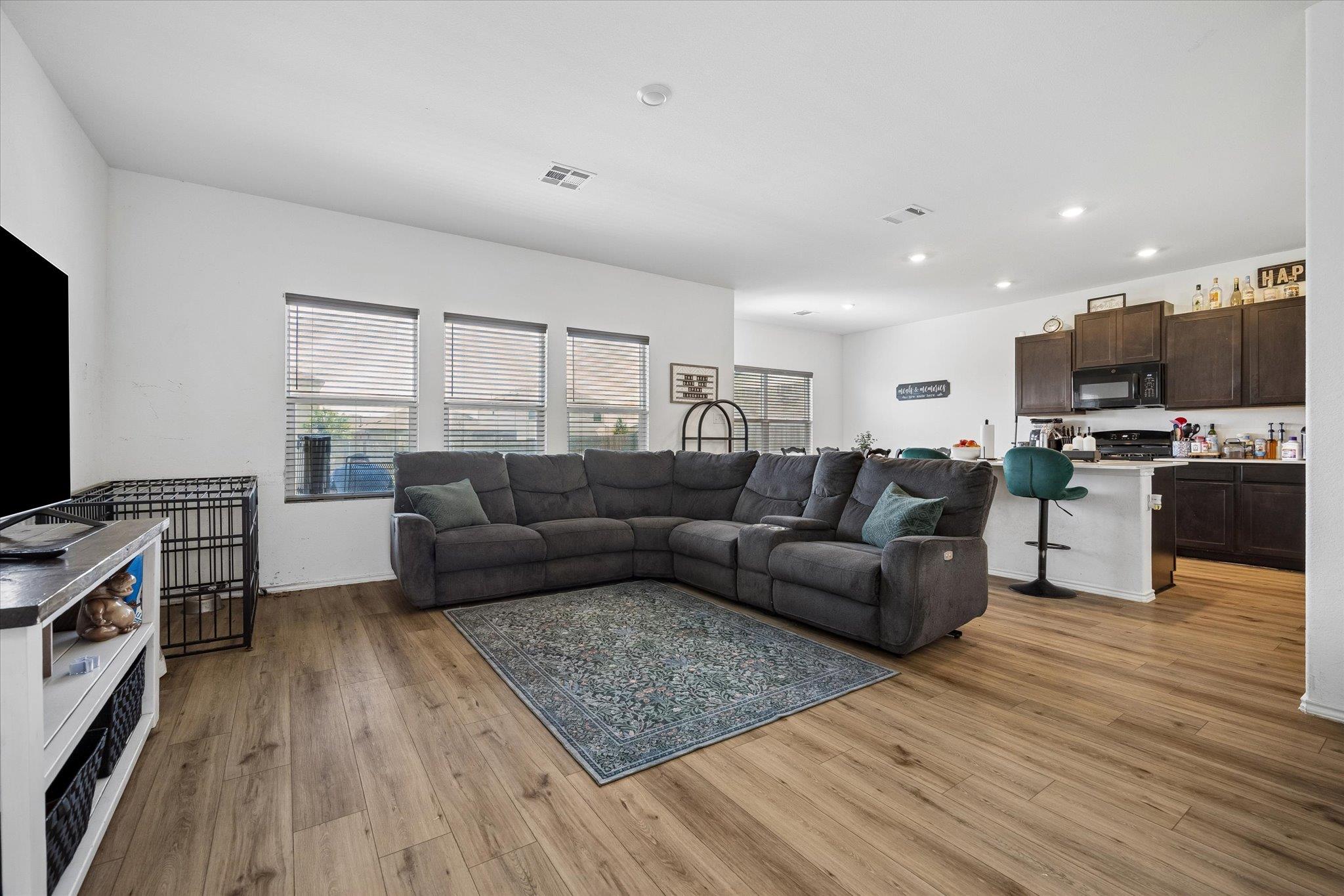 217 Canley LOOP
