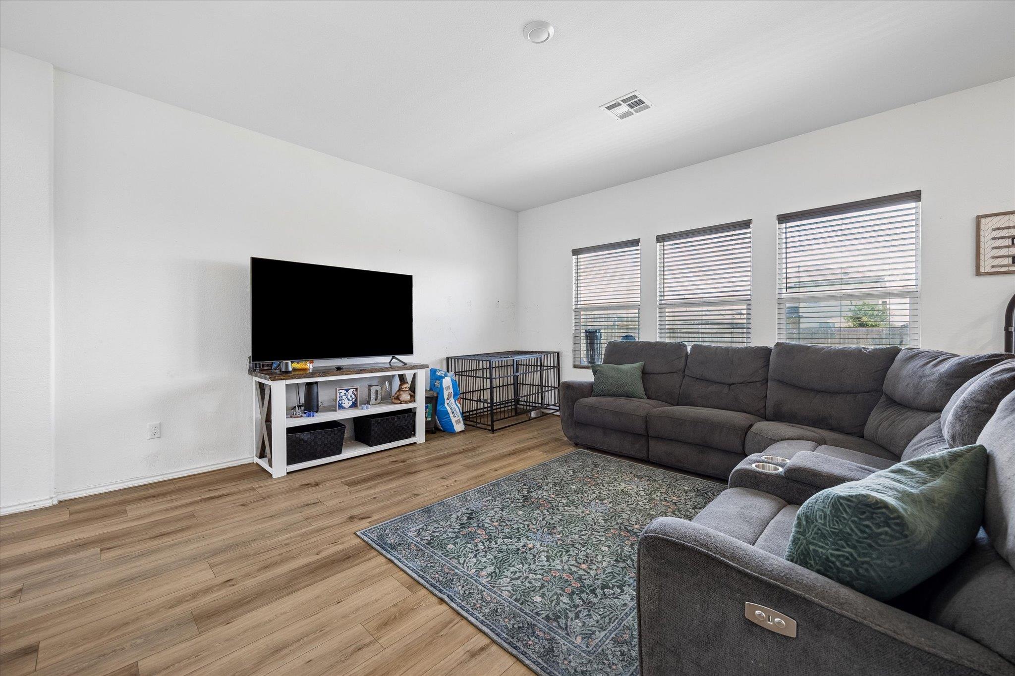 217 Canley LOOP