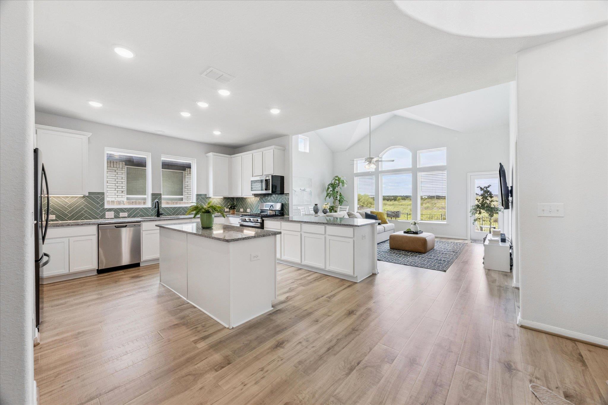 684 Sugar Cane RD