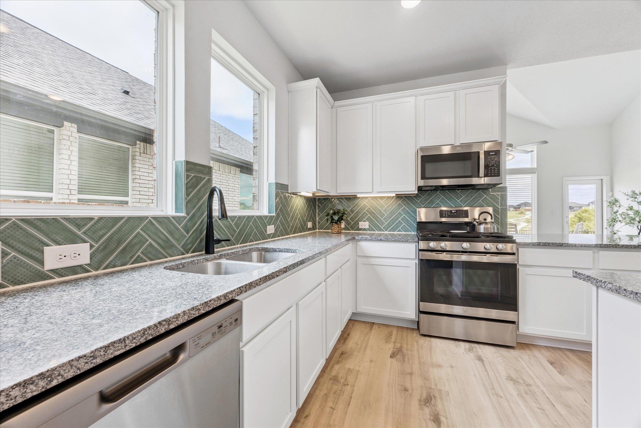 684 Sugar Cane RD