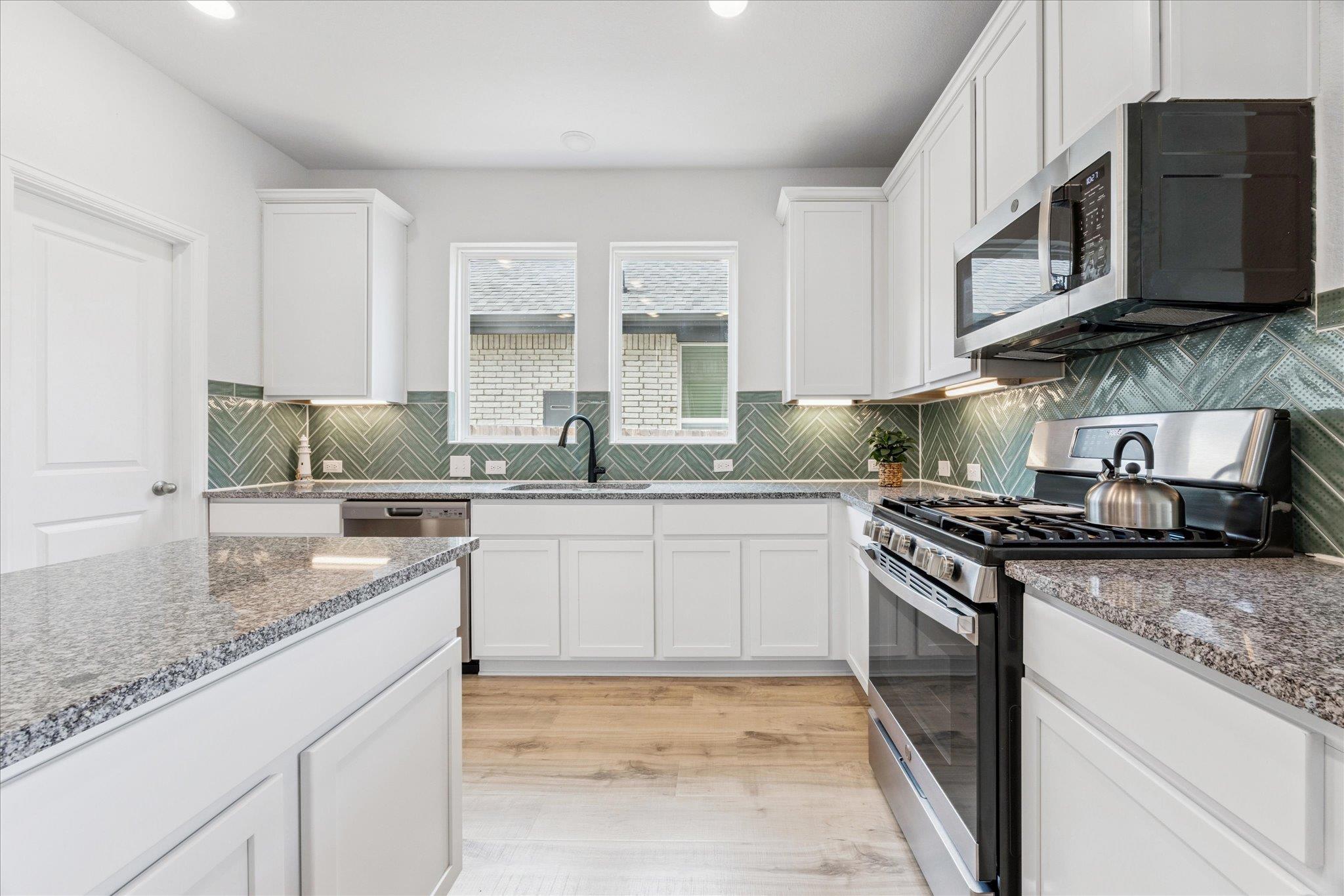684 Sugar Cane RD